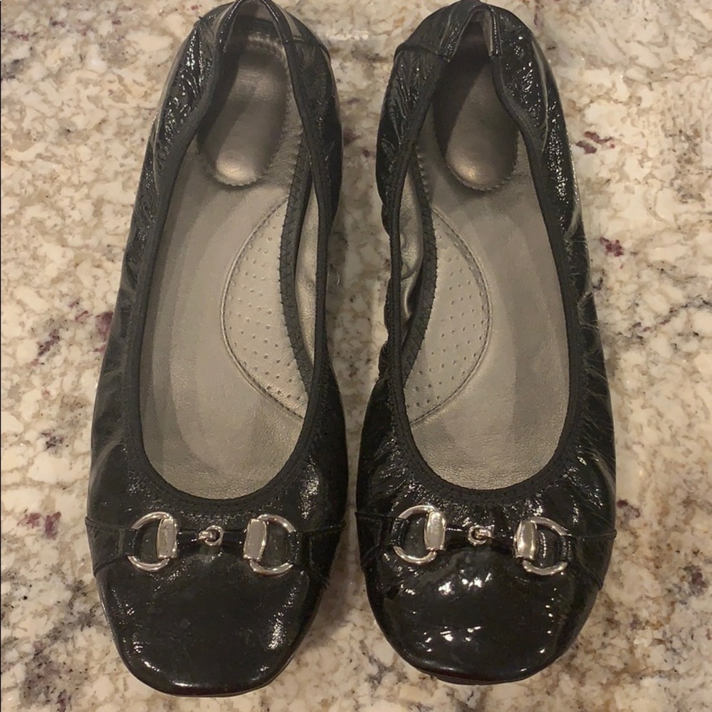 Me Too Legend2 Black Patent Shoes